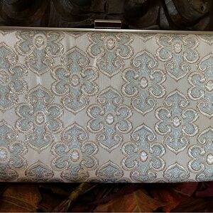 Estee and Lily Small Clutch Purse Bag Ivory and Lt Blue/Silver Metal Clasp